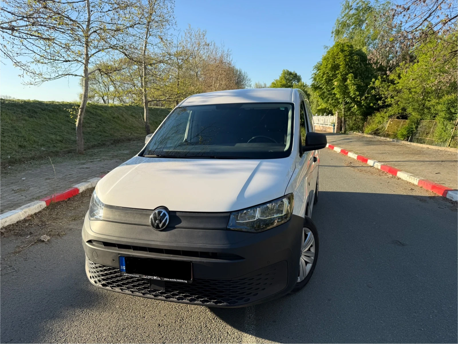 VW Caddy КАТО НОВА!  - изображение 9