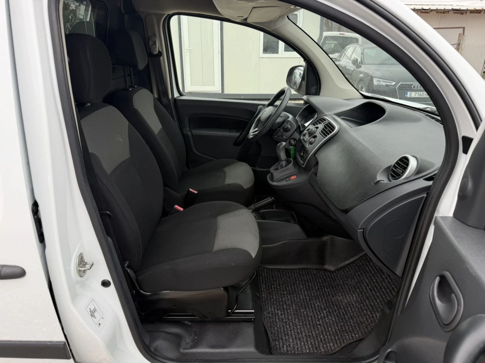 Renault Kangoo Maxi - изображение 8