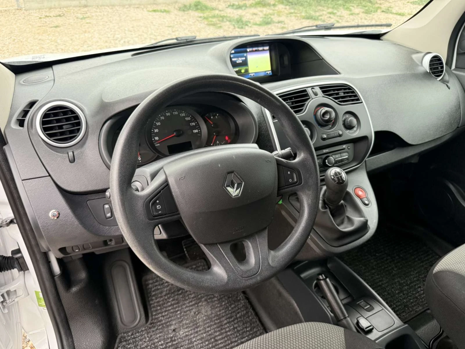 Renault Kangoo Maxi - изображение 9
