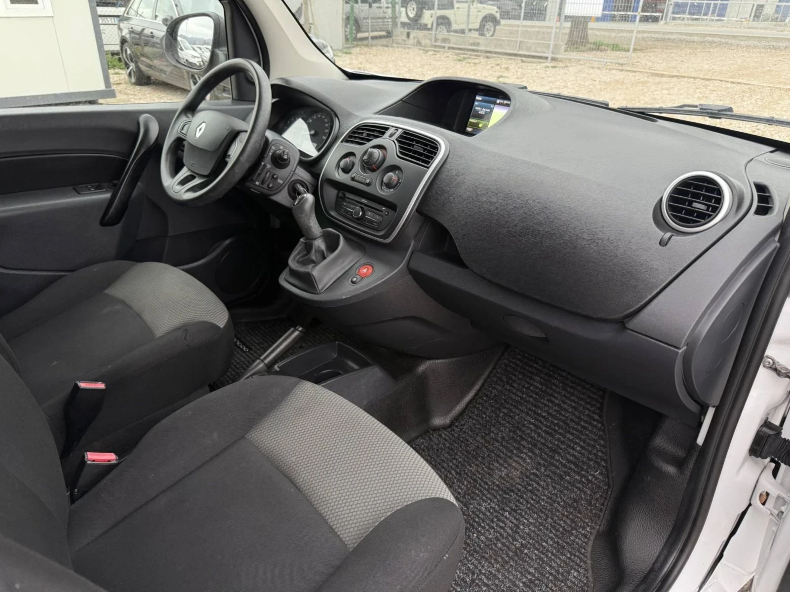 Renault Kangoo Maxi - изображение 10