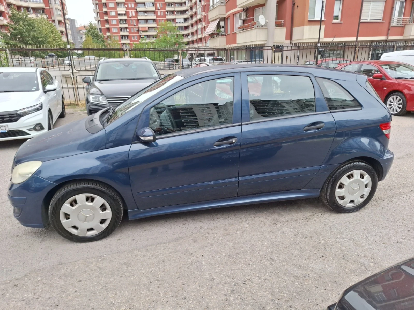 Mercedes-Benz B 180  - изображение 5