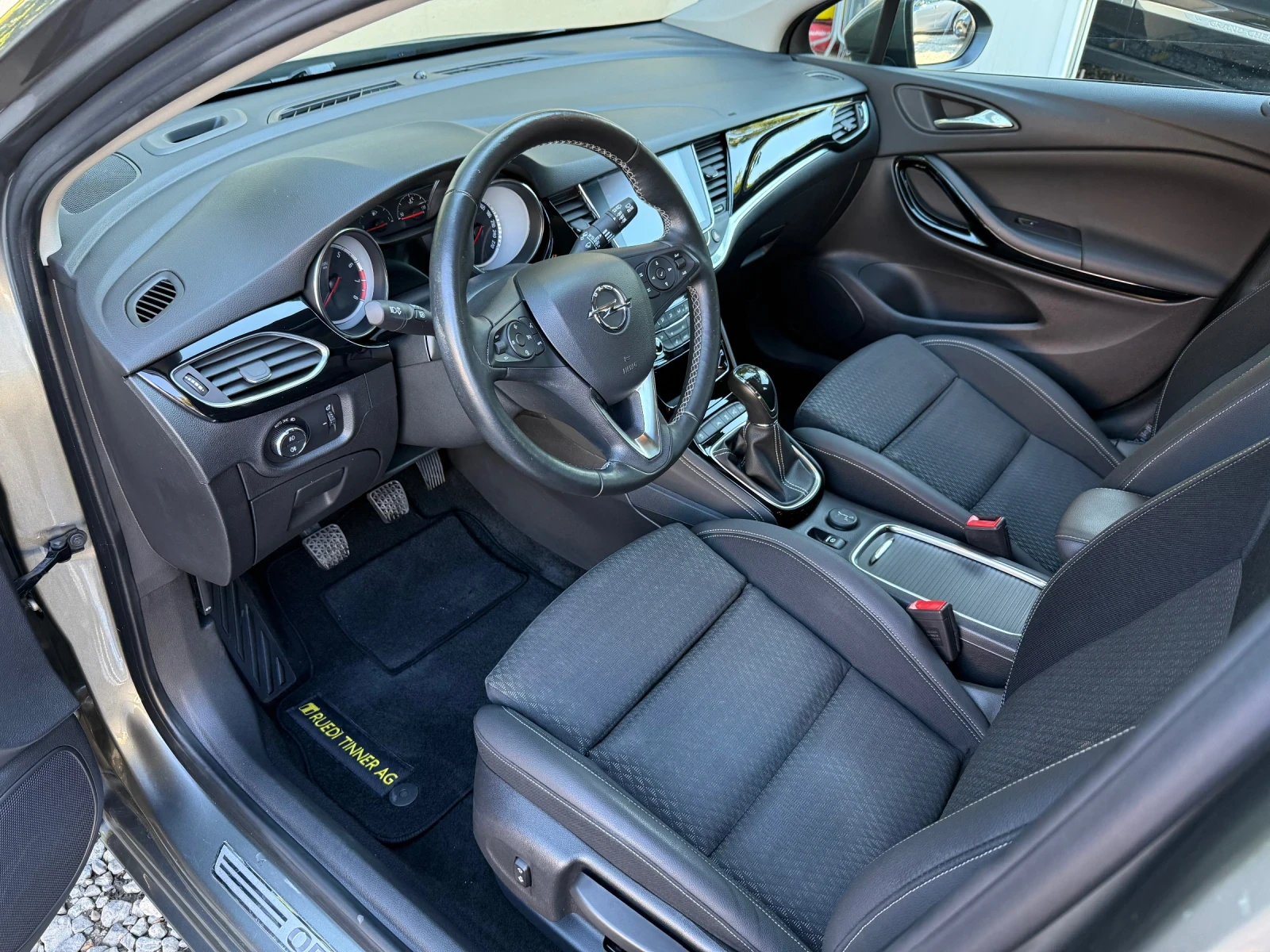 Opel Astra 1.4XFT Excellence 150k.c. - СУПЕР СЪСТОЯНИЕ! - E6b - изображение 8