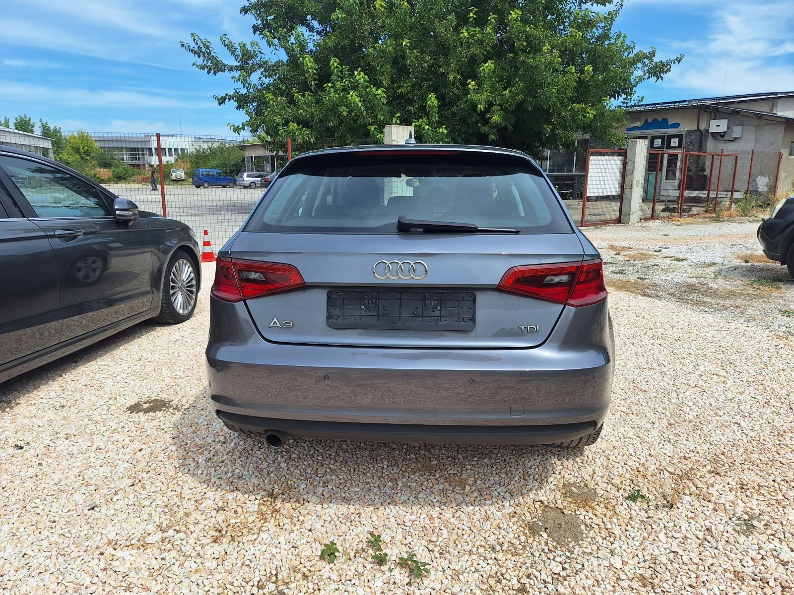 Audi A3 1.6d* Нави/Автомат/Лед/Ксенон/Фейс*  - изображение 6