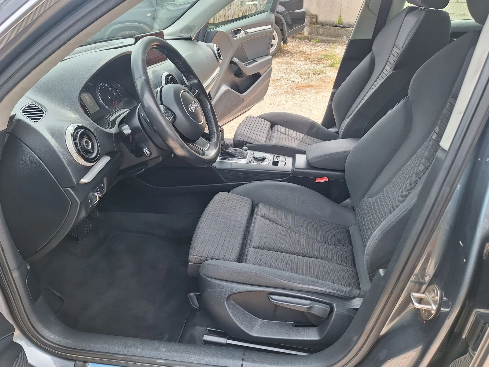 Audi A3 1.6d* Нави/Автомат/Лед/Ксенон/Фейс*  - изображение 10