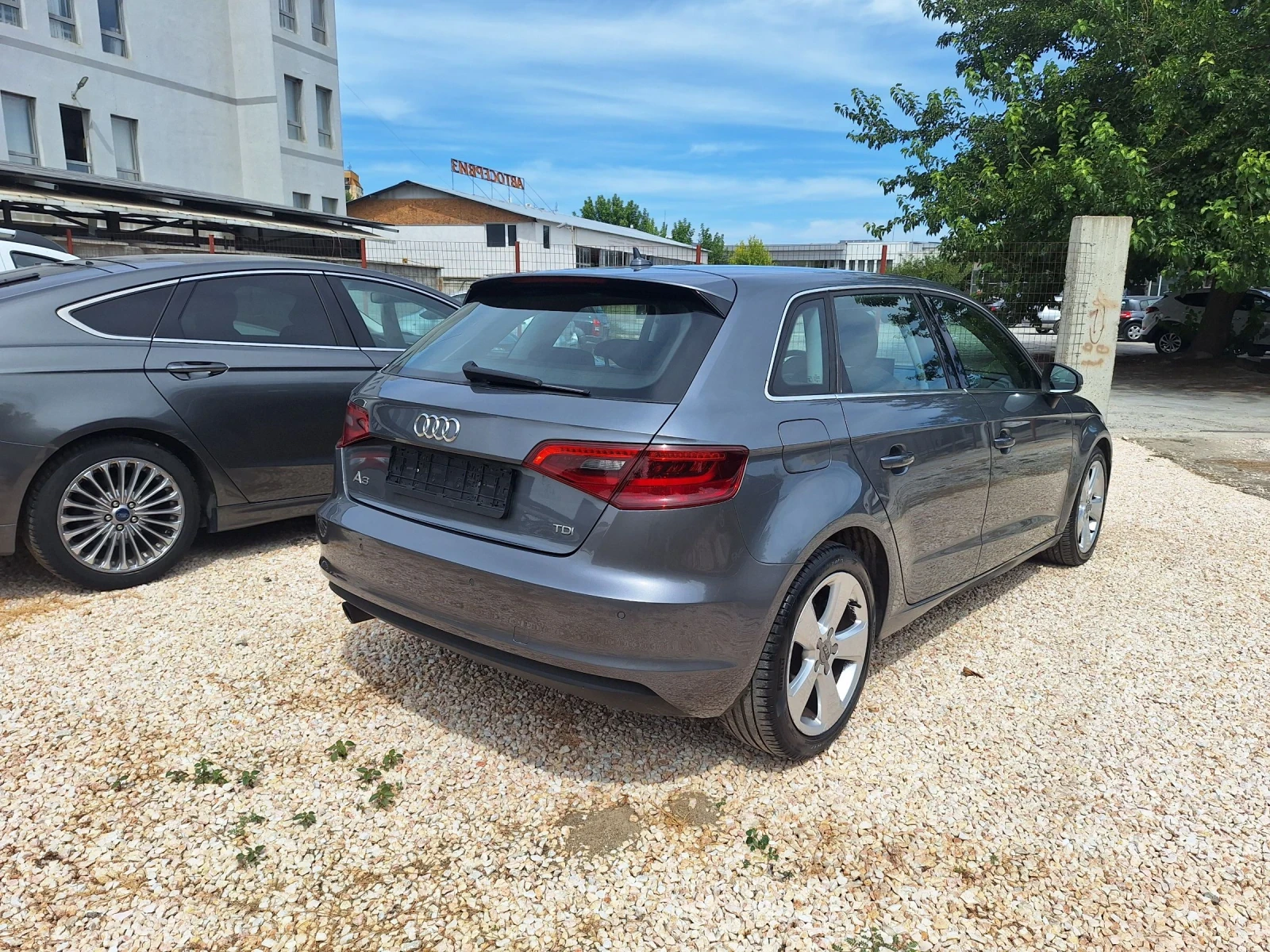Audi A3 1.6d* Нави/Автомат/Лед/Ксенон/Фейс*  - изображение 5