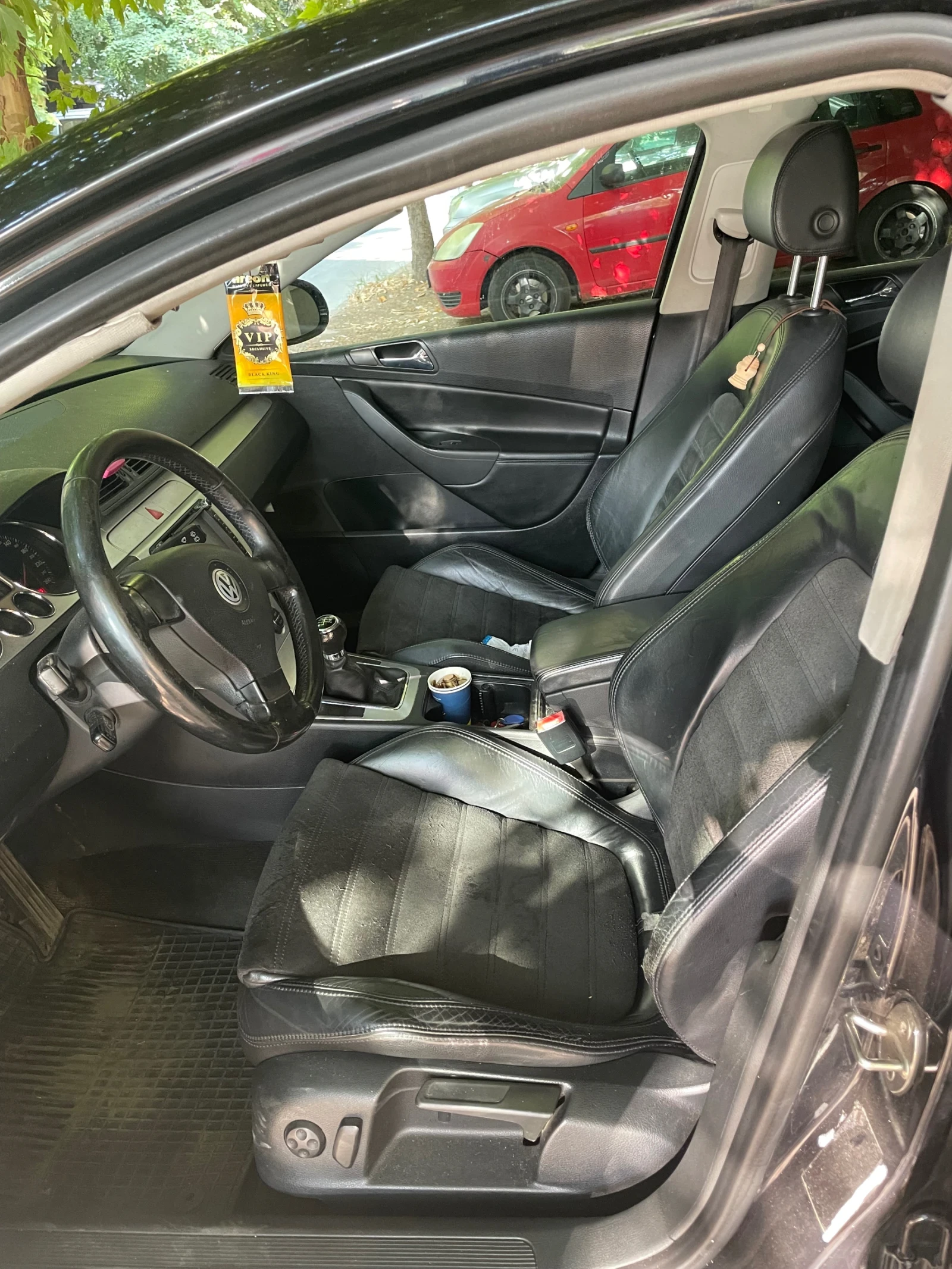 VW Passat 2.0 TDI 140 BMP  - изображение 10