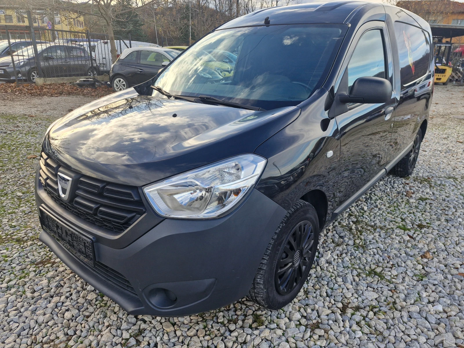 Dacia Dokker 1, 6* 102ps* LPG* FACE*  - изображение 2