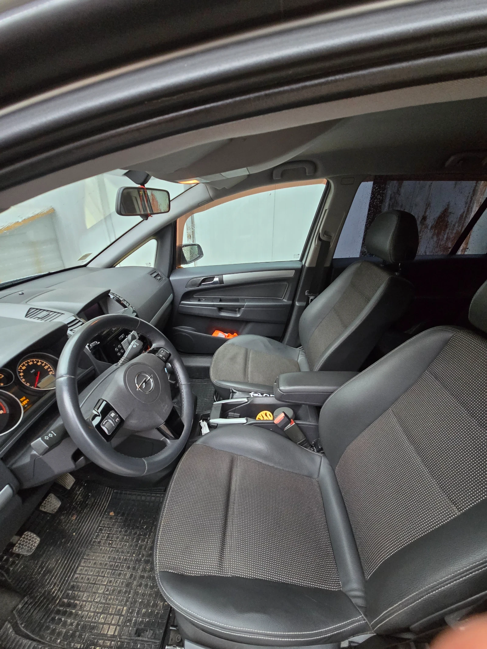 Opel Zafira CNG-������ �� WV Multivan ��� MERCEDES Viano/Vito | Mobile.bg � ����������� 12