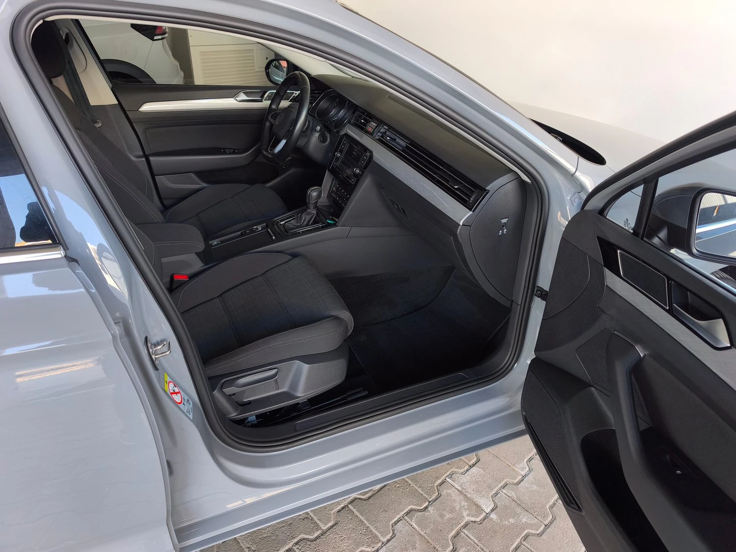 VW Passat Business 1.5 TSI OPF DSG | Mobile.bg � ����������� 9