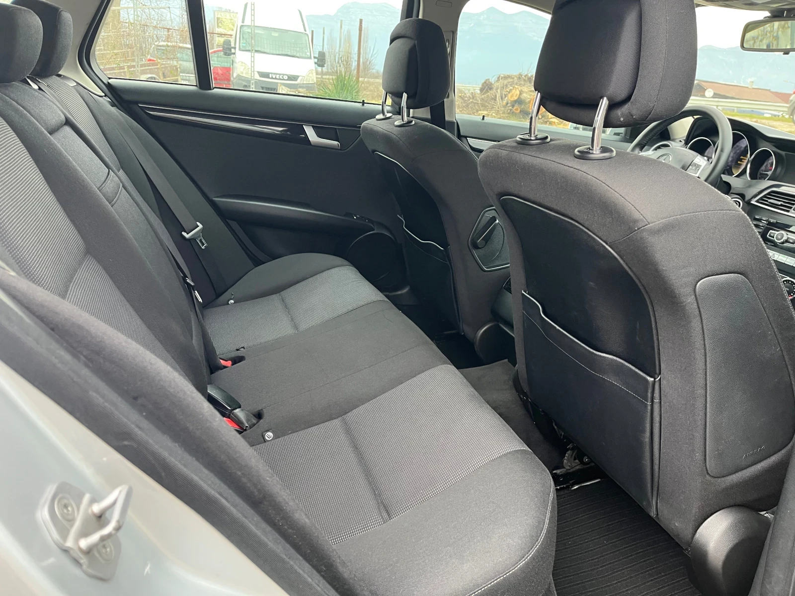 Mercedes-Benz C 220 2.2CDI-170-FEIS-LED-NAVI-ITALIA - изображение 7