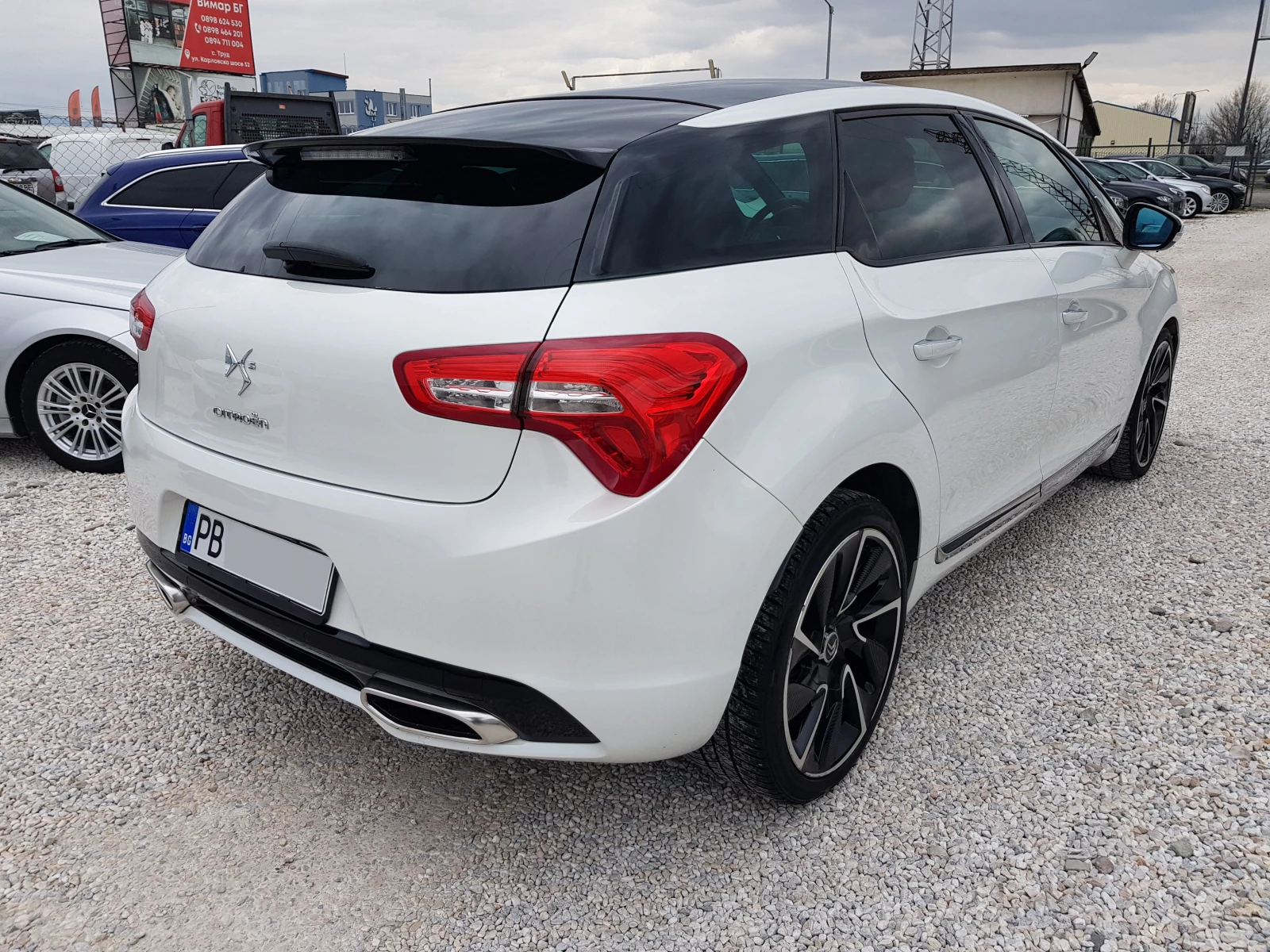 Citroen DS5 92 144 КМ !!! 1.6 БЕНЗИН КАТО НОВ, снимка 4 - Автомобили и джипове - 53915374