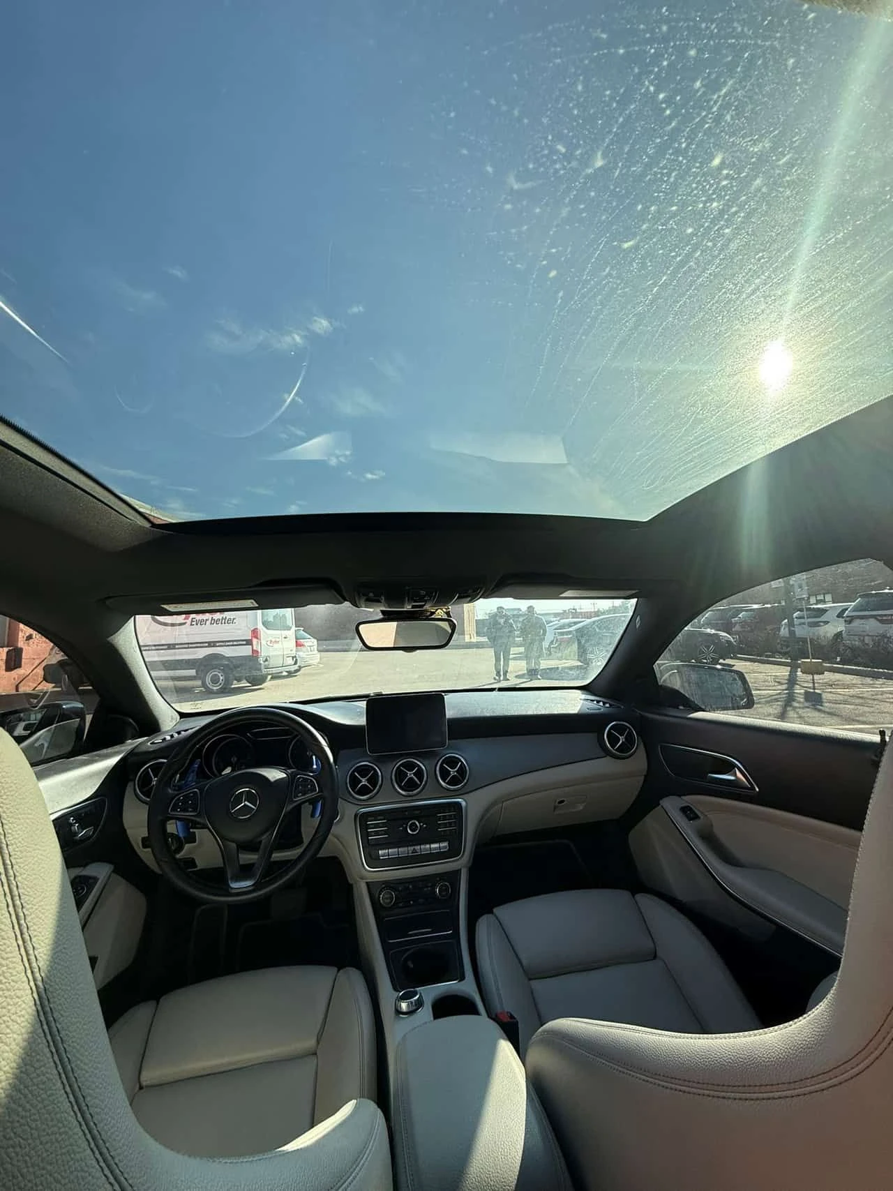 Mercedes-Benz CLA 250 4MATIC* ПОДГРЕВИ* ШИБИДАХ* ПАМЕТ* , снимка 5 - Автомобили и джипове - 54056138