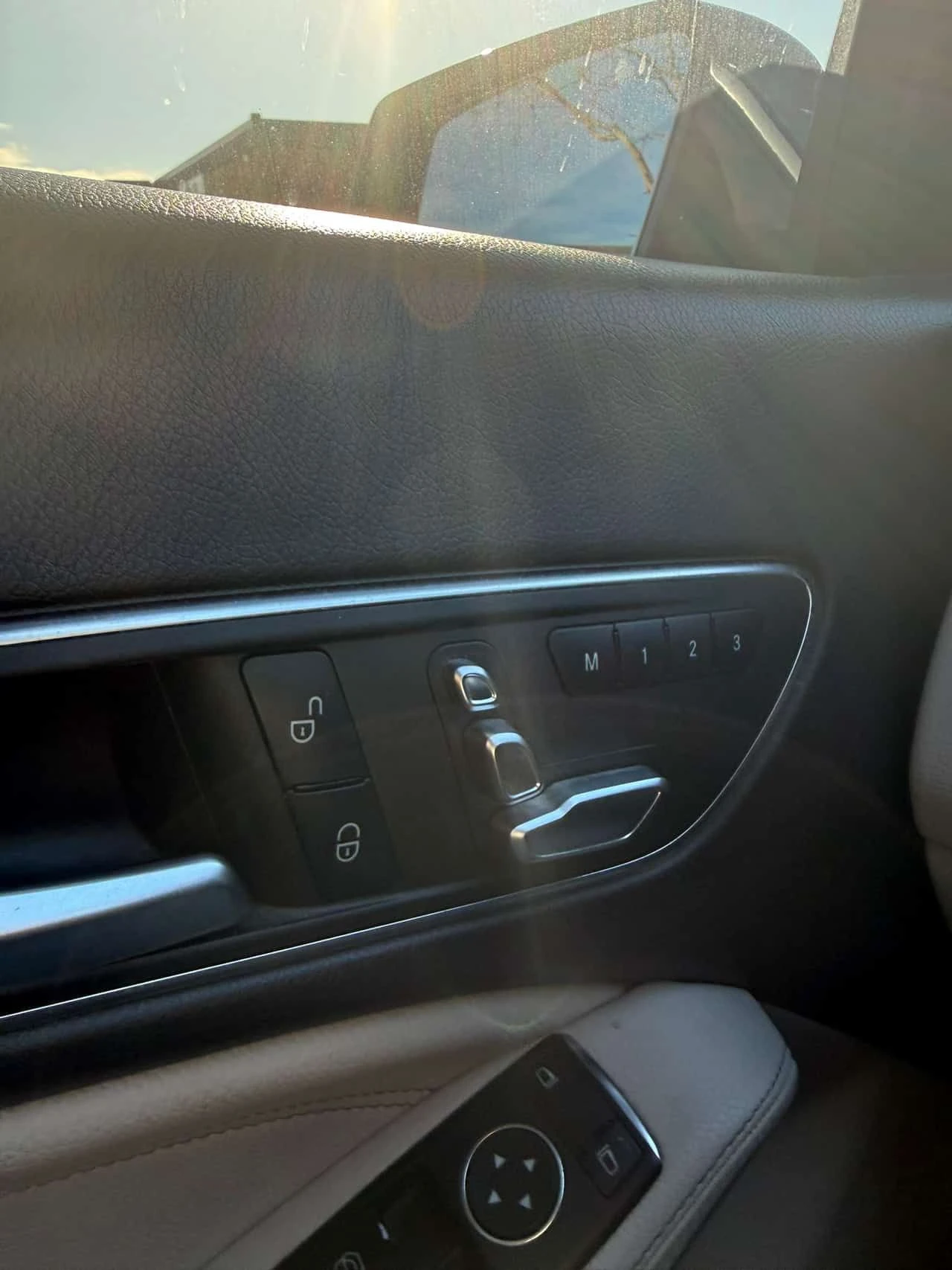 Mercedes-Benz CLA 250 4MATIC* ПОДГРЕВИ* ШИБИДАХ* ПАМЕТ* , снимка 13 - Автомобили и джипове - 54056138