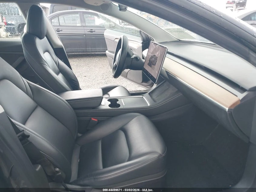 Tesla Model 3 Rear-Wheel Drive, снимка 5 - Автомобили и джипове - 54240682