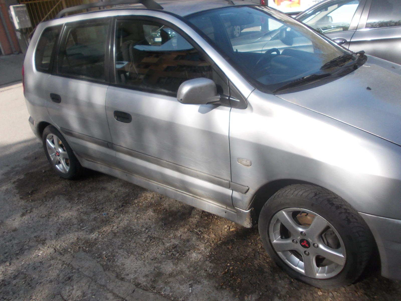 Mitsubishi Space star 1.9 DI-D, снимка 5 - Автомобили и джипове - 54262579