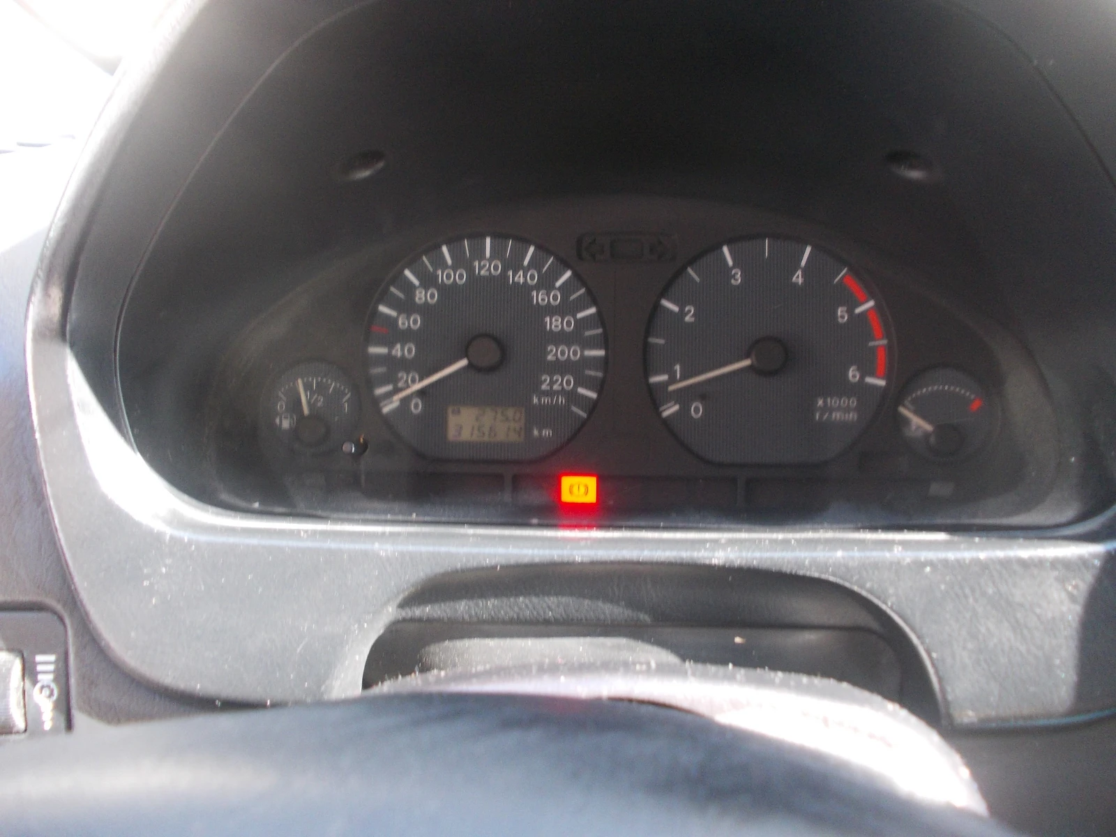 Mitsubishi Space star 1.9 DI-D, снимка 16 - Автомобили и джипове - 54262579