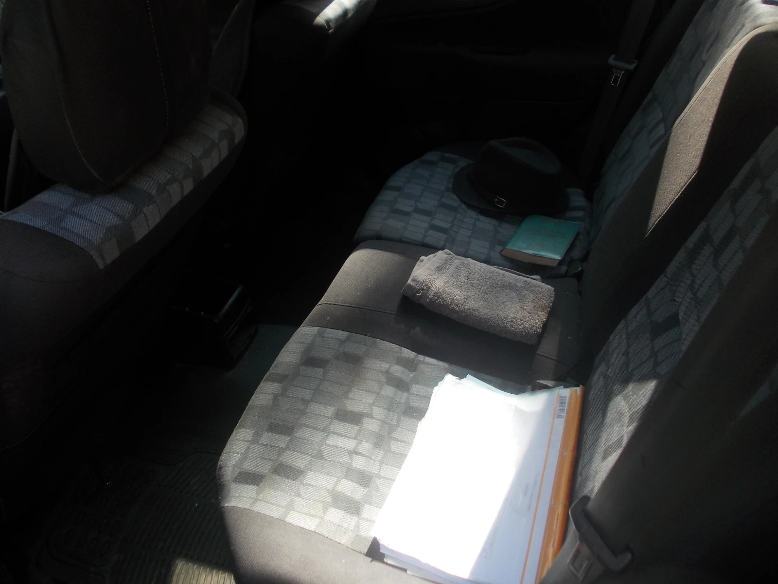 Mitsubishi Space star 1.9 DI-D, снимка 9 - Автомобили и джипове - 54262579