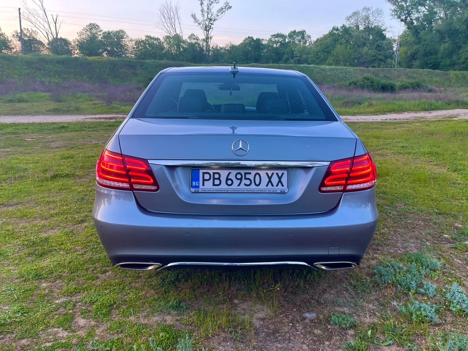 Mercedes-Benz E 200, снимка 7 - Автомобили и джипове - 54335635