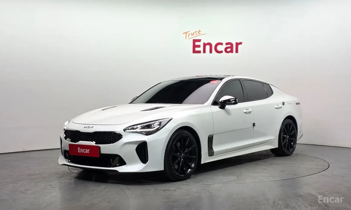 Kia Stinger 2.5 T-GDI * ПОДГ/ОБДУХ * ALCANTARA * 