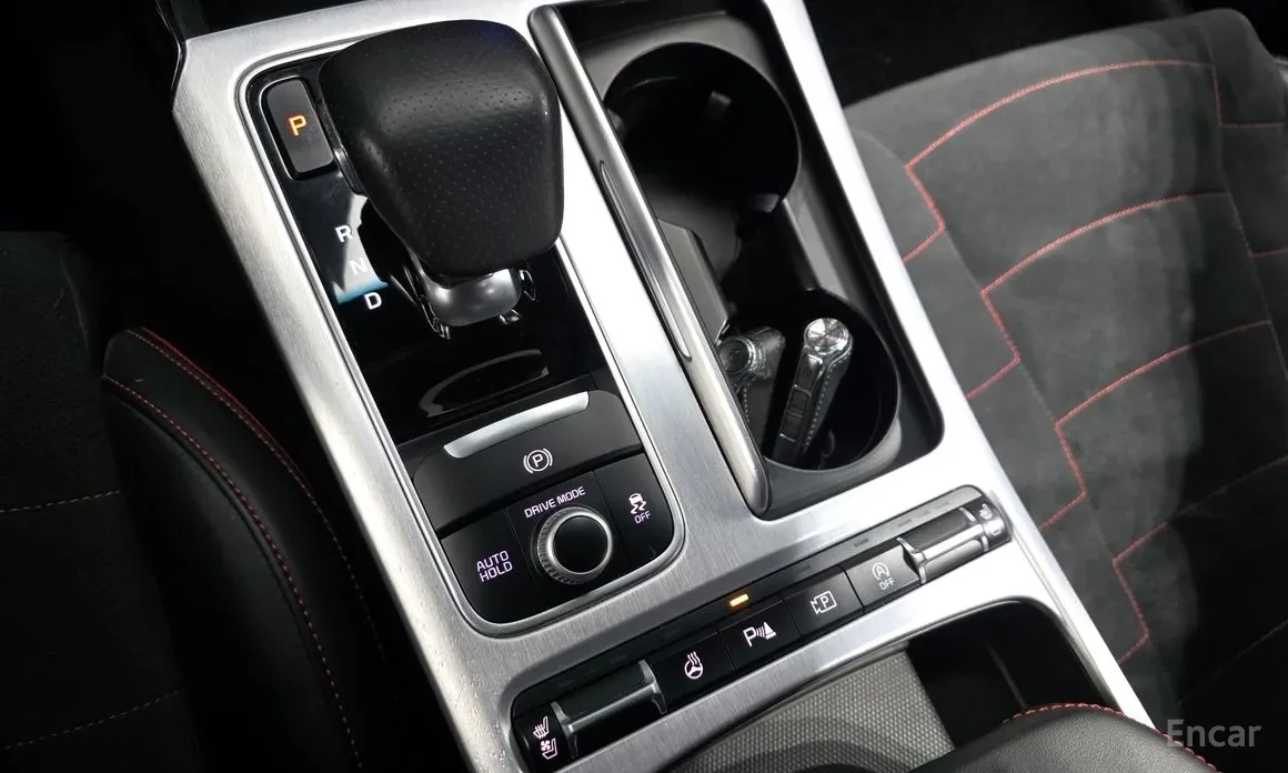 Kia Stinger 2.5 T-GDI * ПОДГ/ОБДУХ * ALCANTARA * , снимка 9 - Автомобили и джипове - 54485656