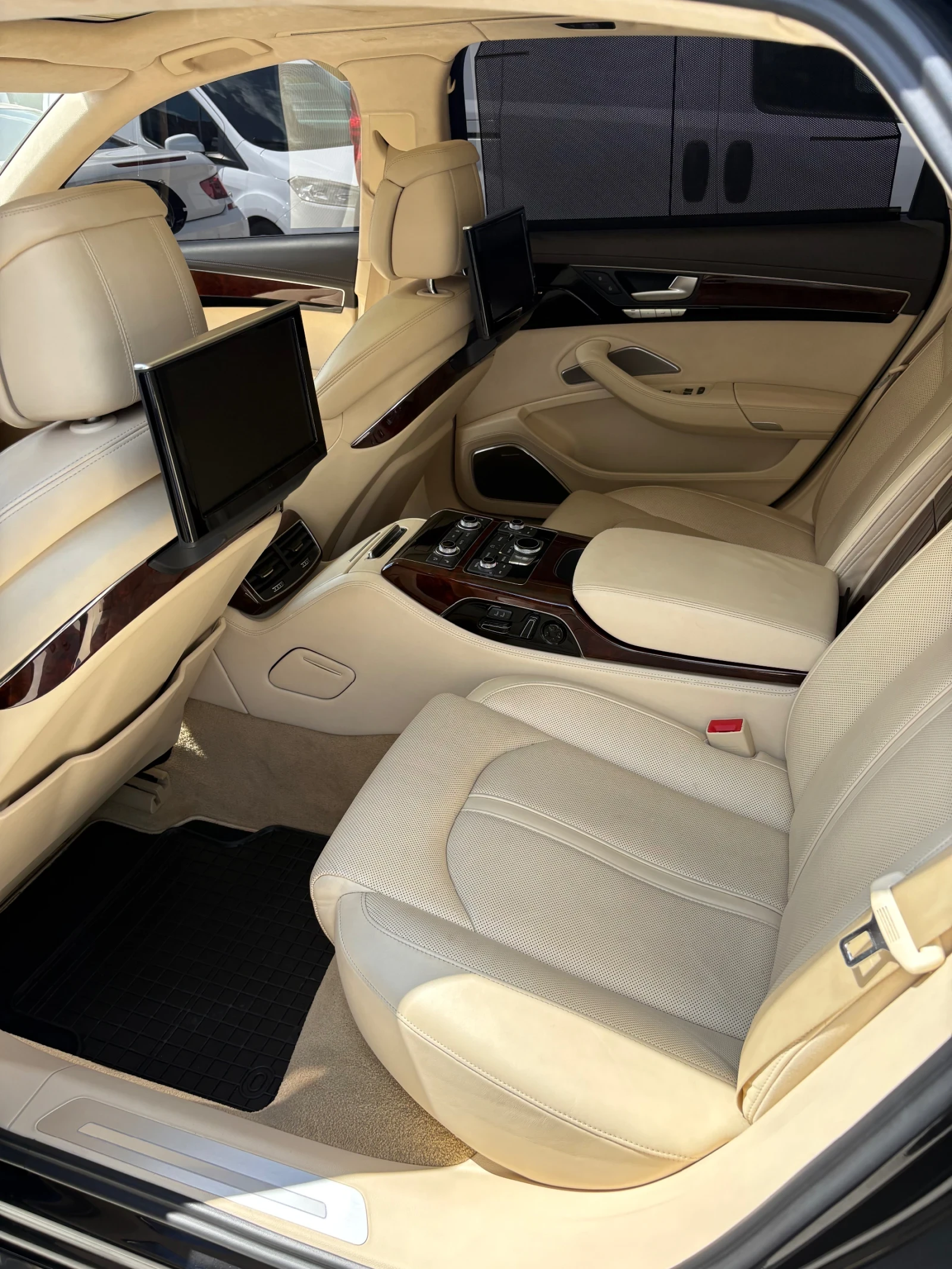 Audi A8 4, 2 TDI LONG FULl , FULL, снимка 7 - Автомобили и джипове - 54811834