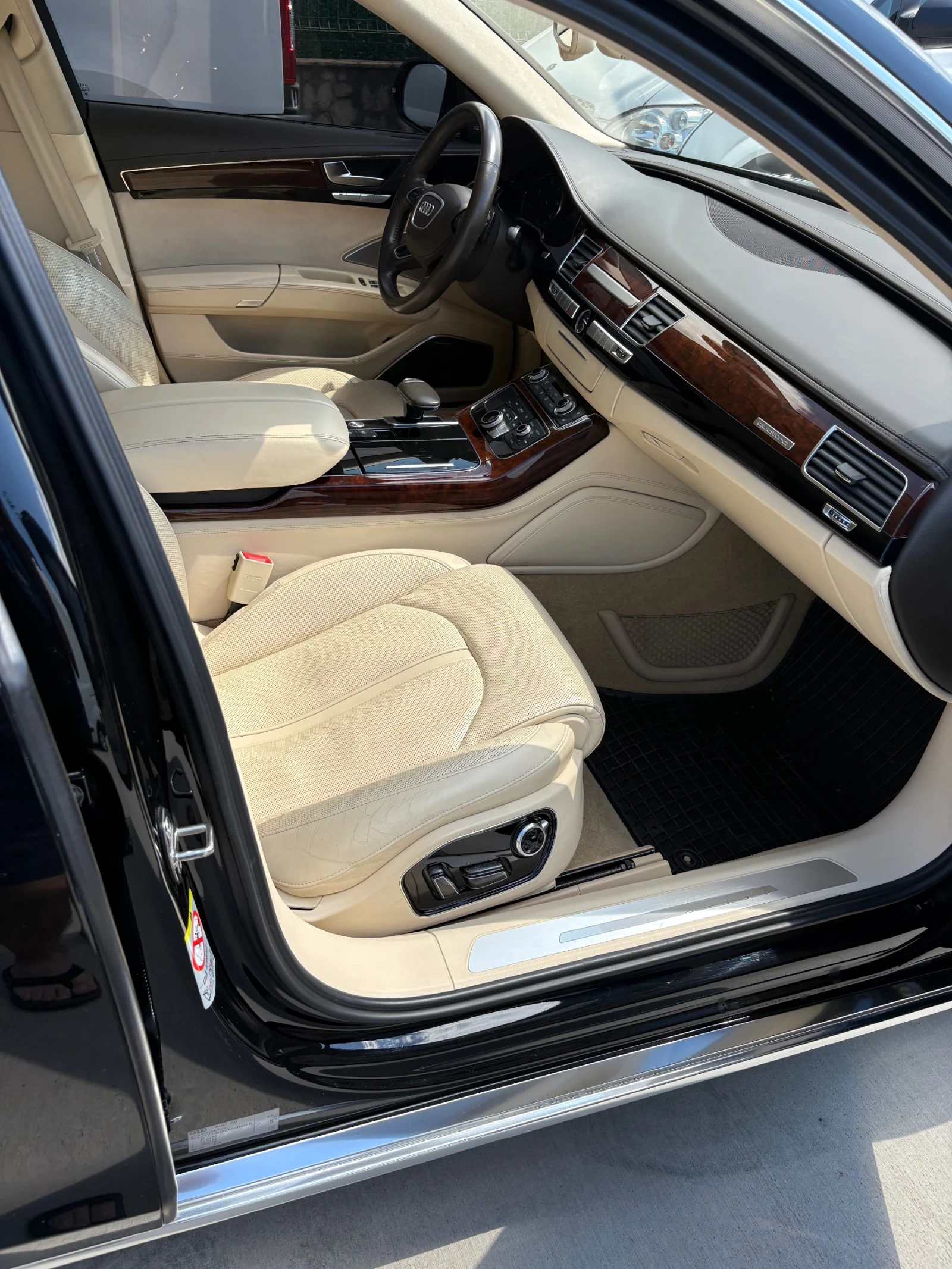 Audi A8 4, 2 TDI LONG FULl , FULL, снимка 12 - Автомобили и джипове - 54811834