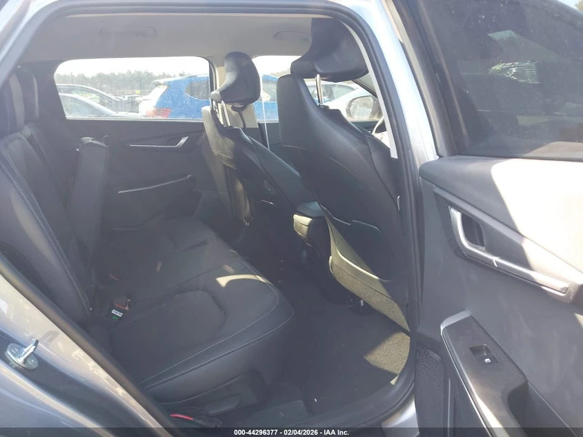 Kia EV6 Wind, снимка 8 - Автомобили и джипове - 55004664