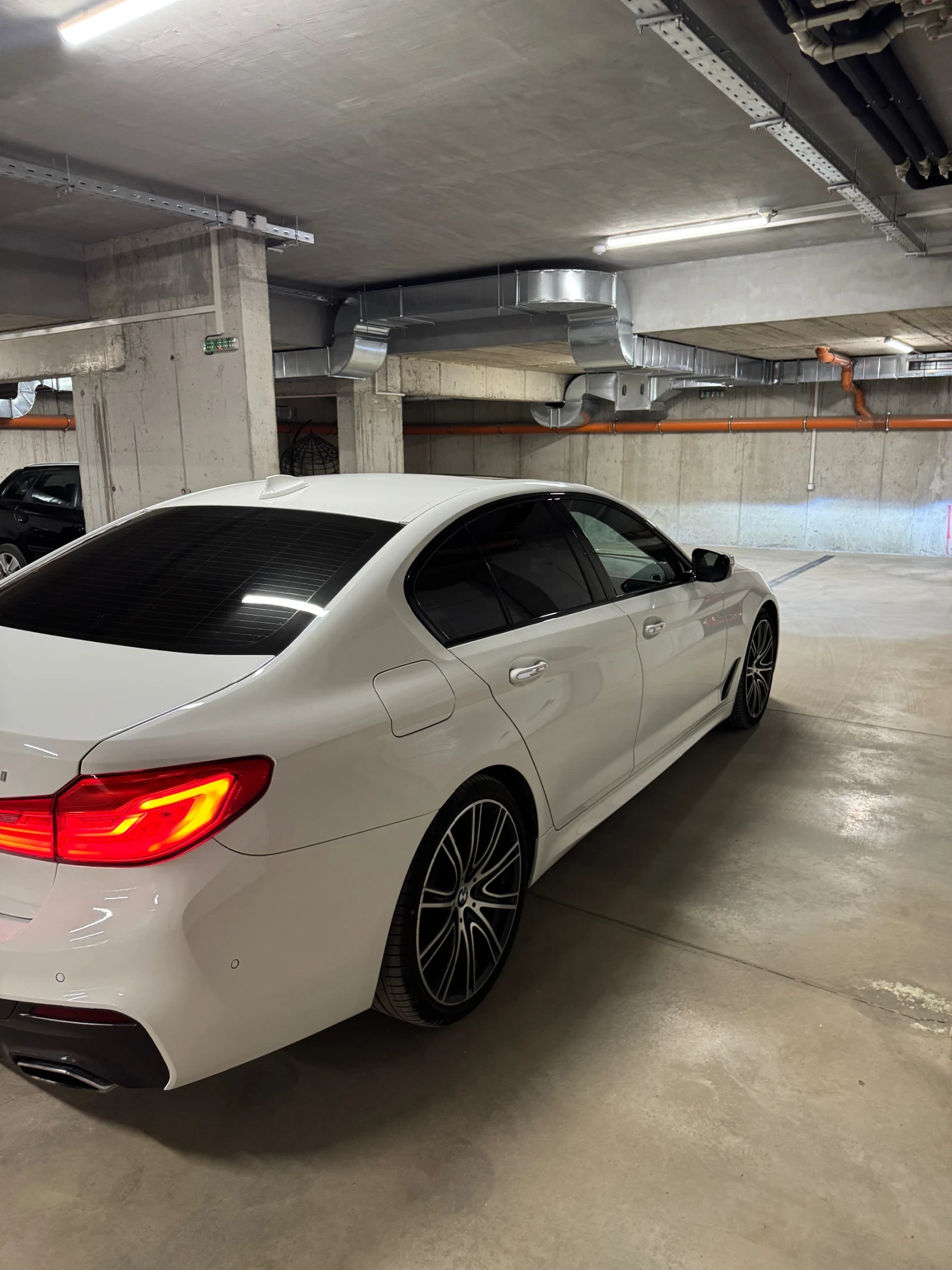 BMW 540, снимка 16 - Автомобили и джипове - 55835960