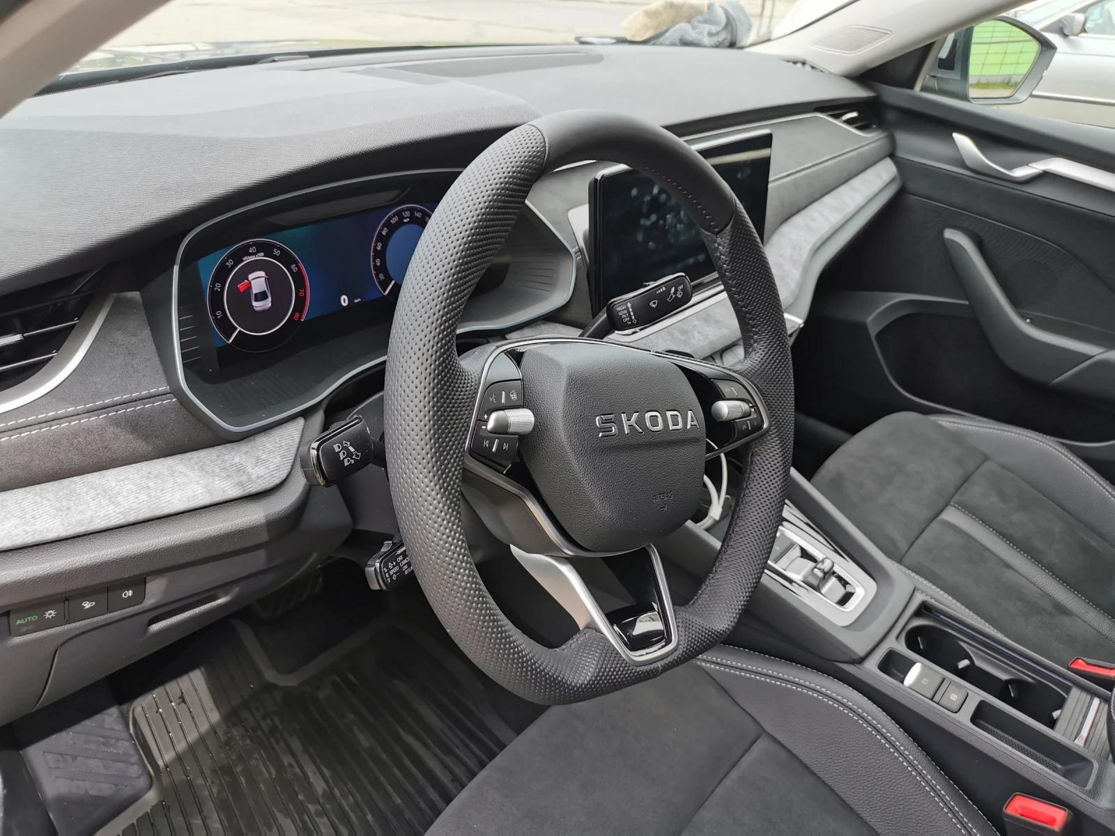 Skoda Octavia Едишън 130, снимка 6 - Автомобили и джипове - 55874502