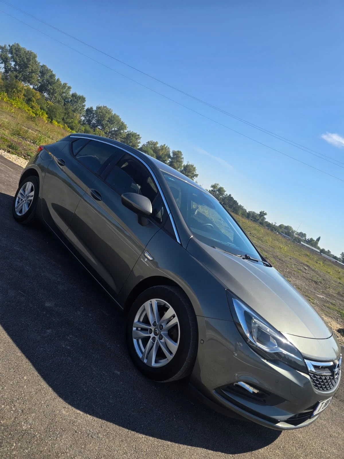 Opel Astra 1.4 TURBO, снимка 7 - Автомобили и джипове - 56185607
