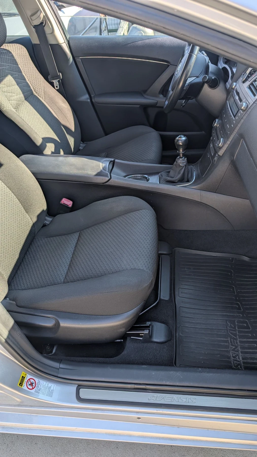 Toyota Avensis Т27, снимка 9 - Автомобили и джипове - 56238462