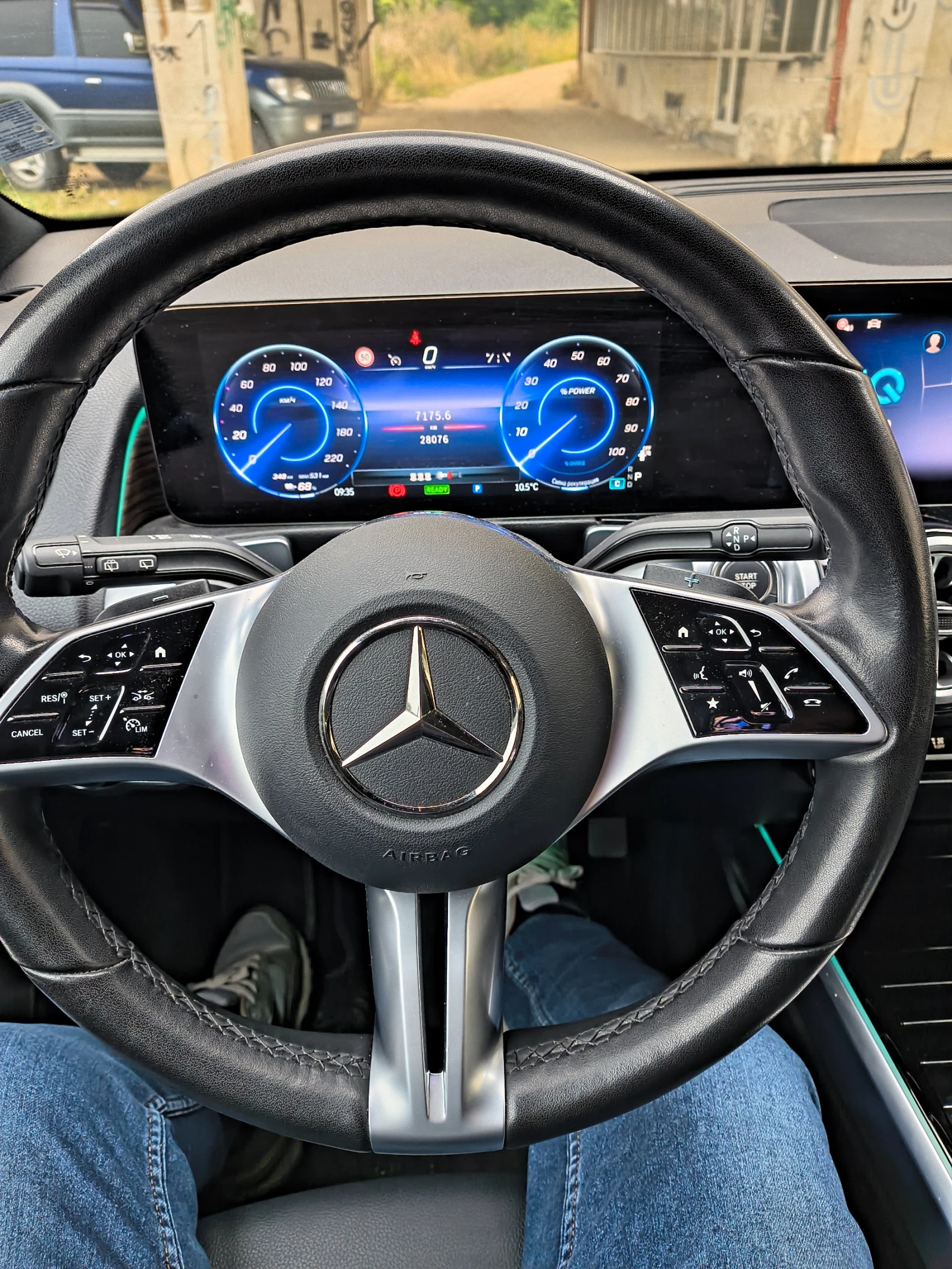 Mercedes-Benz EQB 250+ 74кв. 100%СОН, снимка 5 - Автомобили и джипове - 56243358