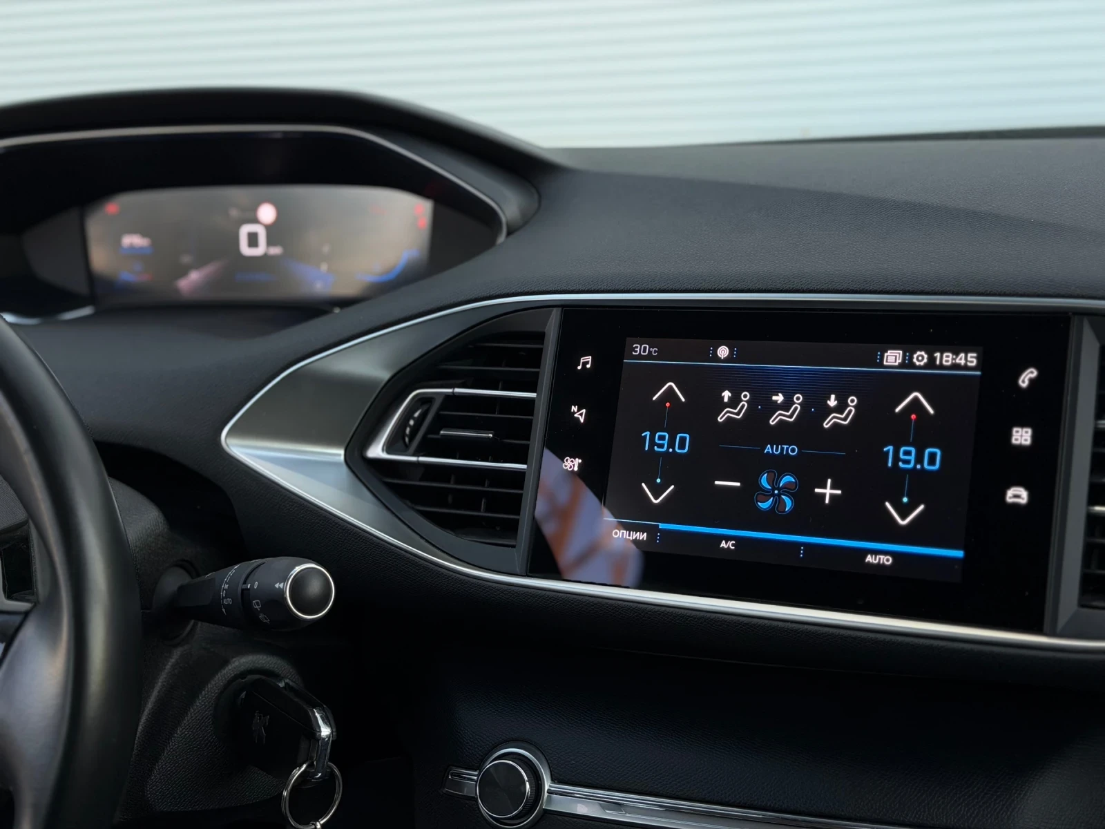 Peugeot 308, снимка 10 - Автомобили и джипове - 56318225