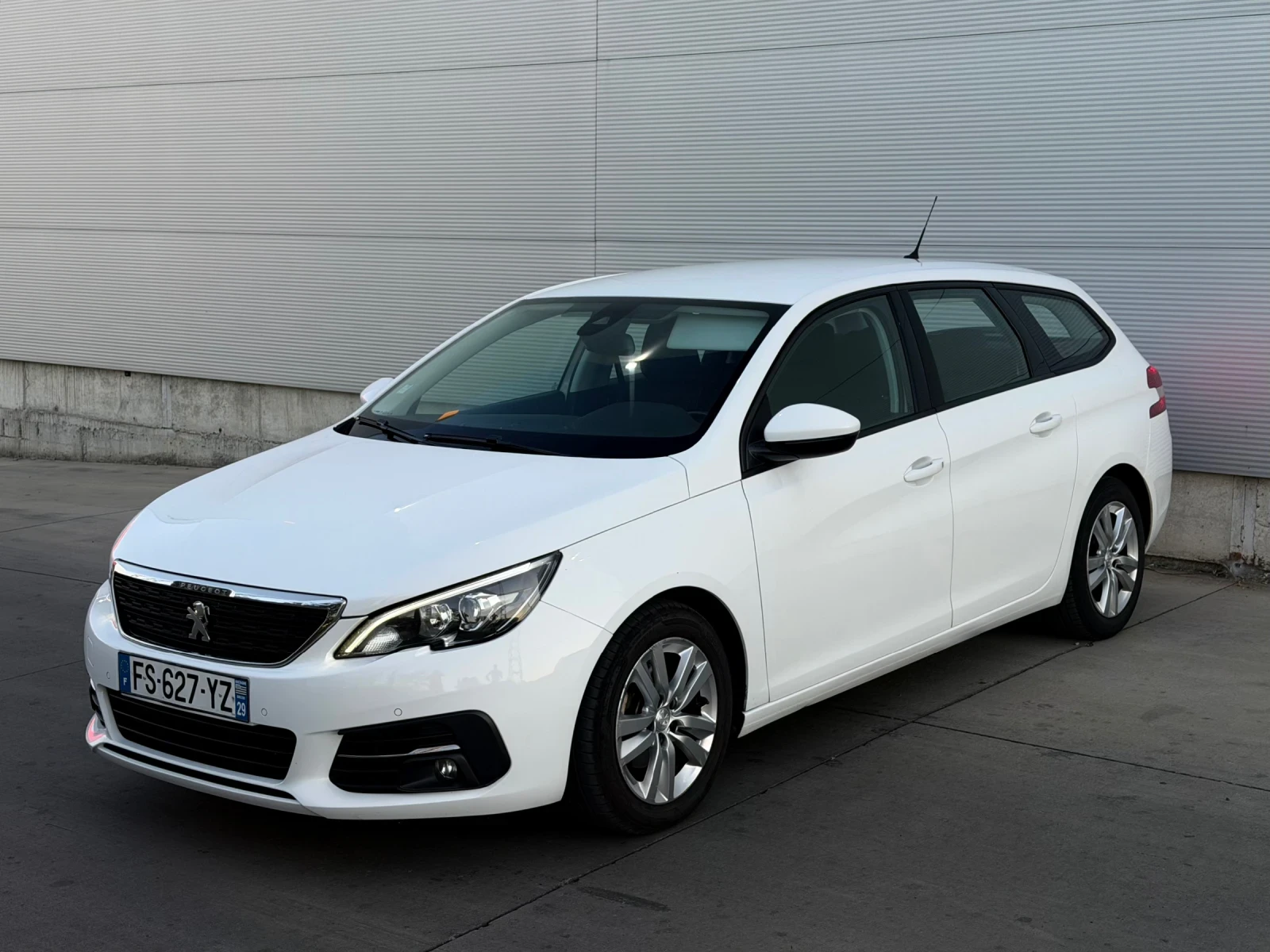 Peugeot 308, снимка 2 - Автомобили и джипове - 56318225
