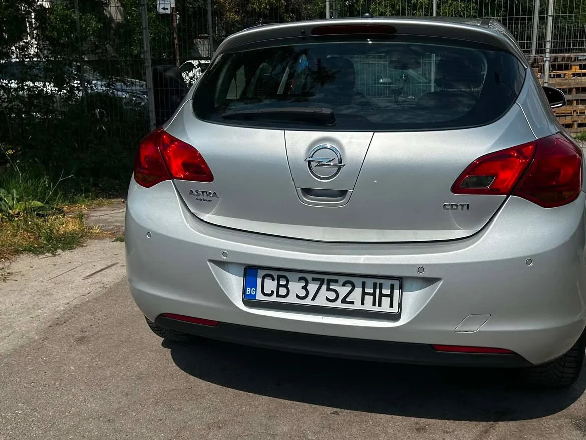 Opel Astra, снимка 2 - Автомобили и джипове - 56658316