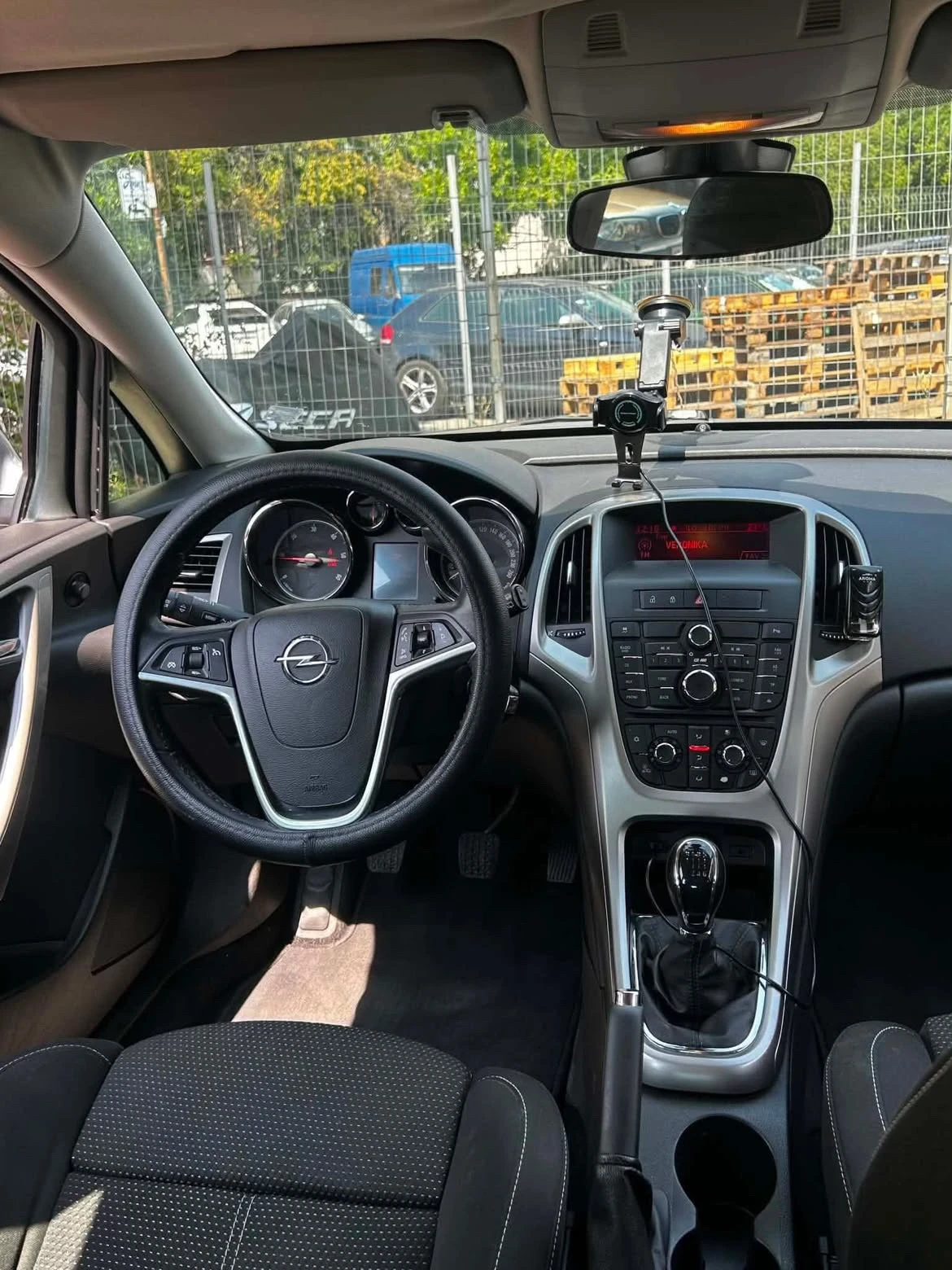 Opel Astra, снимка 6 - Автомобили и джипове - 56658316