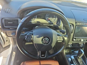 VW Touareg V6 Execline R-line * Дистроник* Подгрев отпред/отз, снимка 10