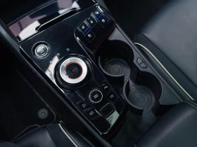 Kia Sportage 1.6 T-GDi* GT Line* 360 Cam* Pano* Обдухв*  - 47999 лв. / 24541.50 € - 48035151 12