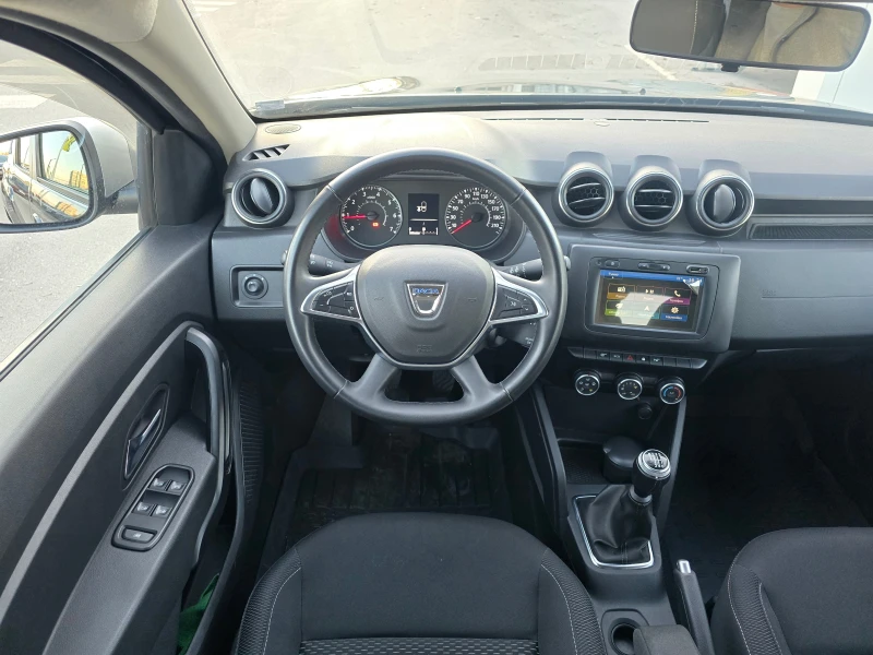 Dacia Duster 1.5 dCi, снимка 9 - Автомобили и джипове - 48131412