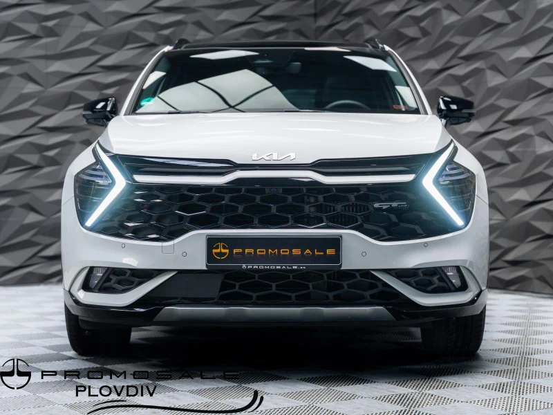 Kia Sportage 1.6 T-GDi* GT Line* 360 Cam* Pano* Обдухв* , снимка 2 - Автомобили и джипове - 52846033