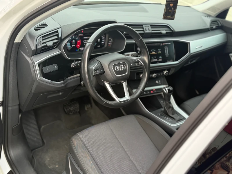 Audi Q3 Автопилот* LineAssist* ПАРКТРОНИК* ДИСТРОНИК, снимка 9 - Автомобили и джипове - 53176862