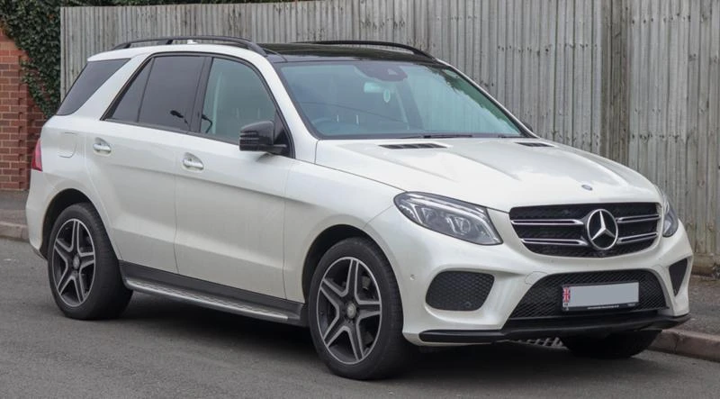 Mercedes-Benz ML 63 AMG, снимка 2 - Автомобили и джипове - 47090997