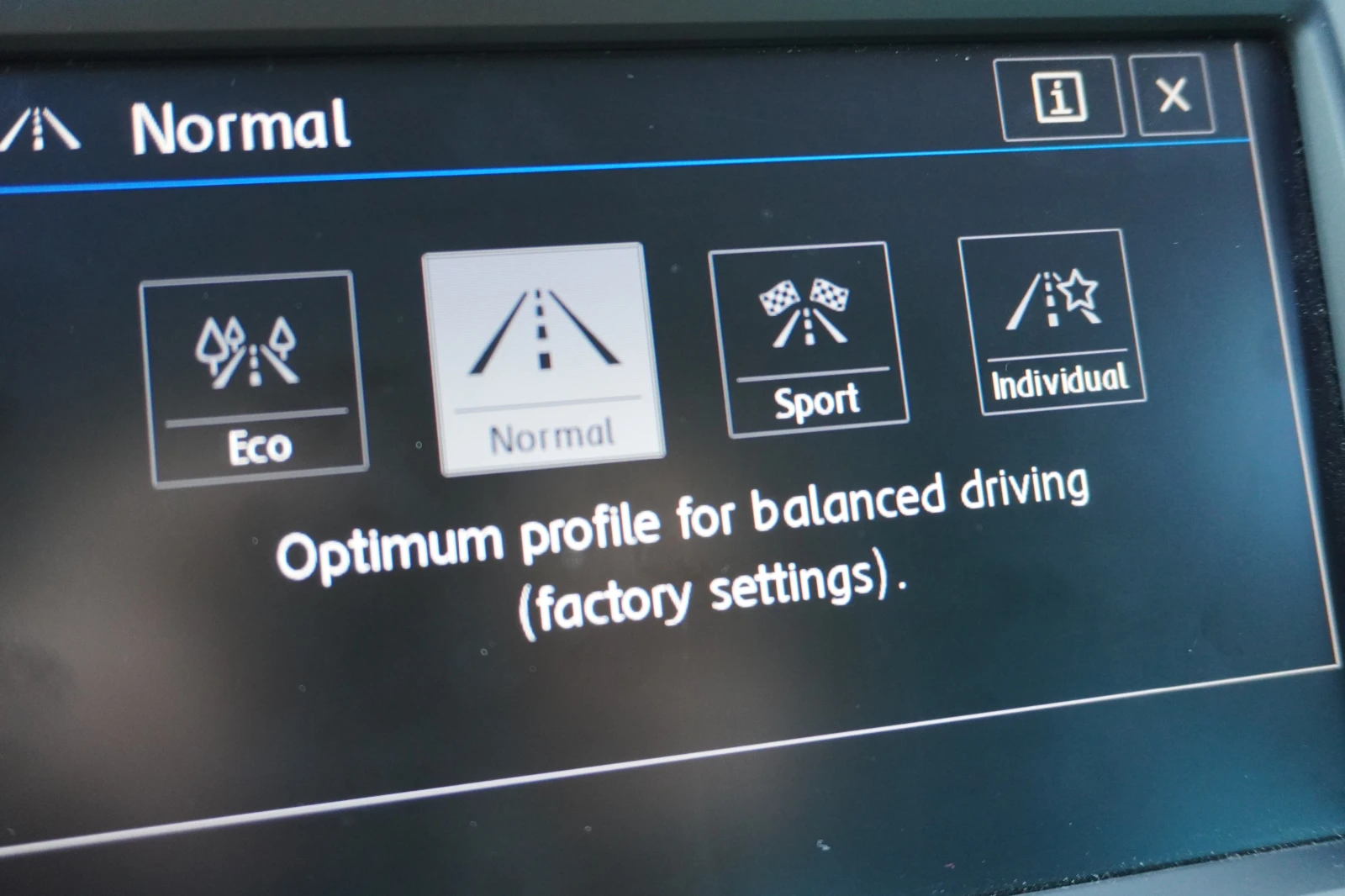 VW Tiguan 2.0TDI DSG 4MOTION, VIRTUAL COCKPIT-LASER LED, PAN | Mobile.bg   15