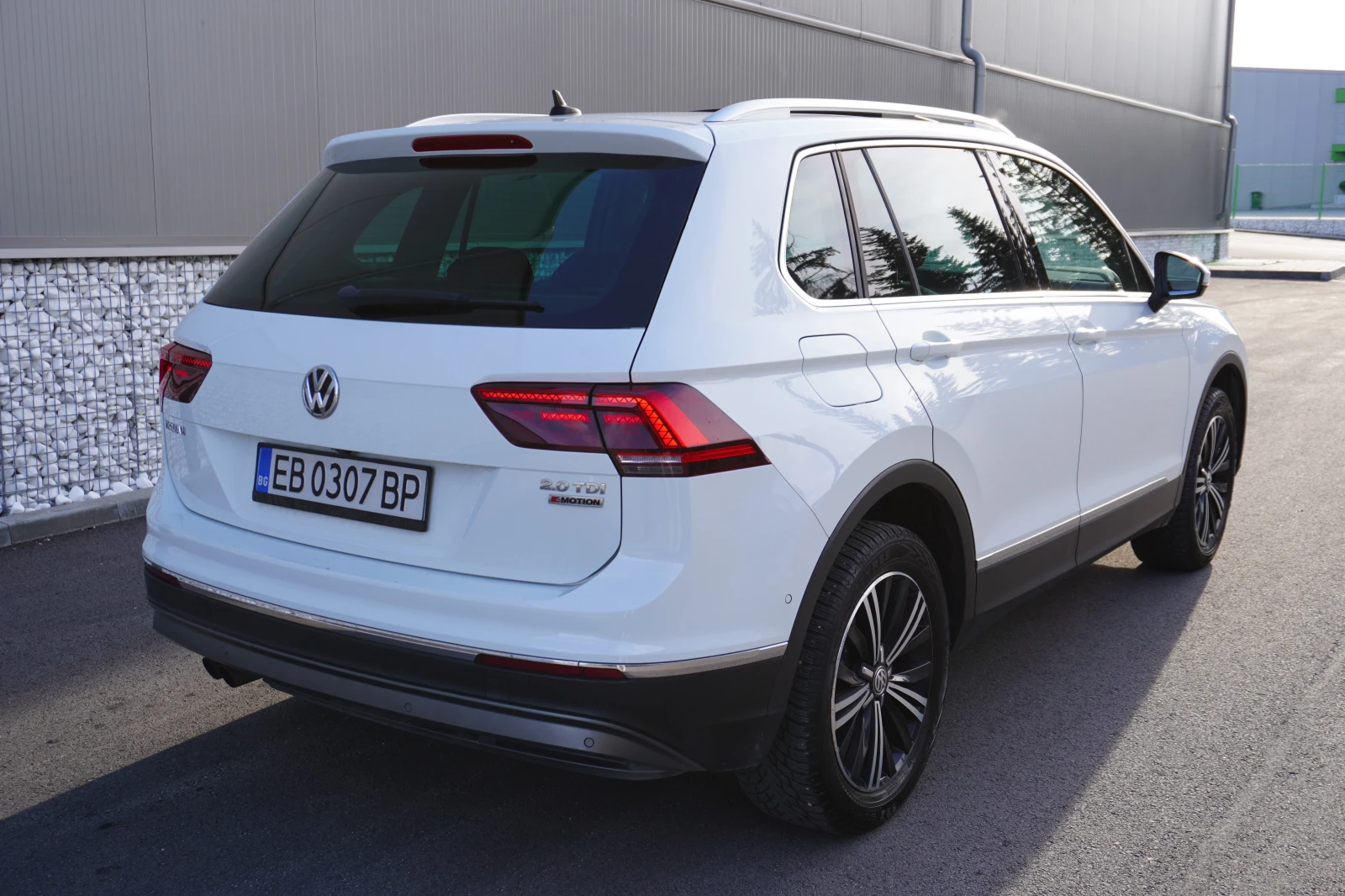 VW Tiguan 2.0TDI DSG 4MOTION, VIRTUAL COCKPIT-LASER LED, PAN - изображение 5