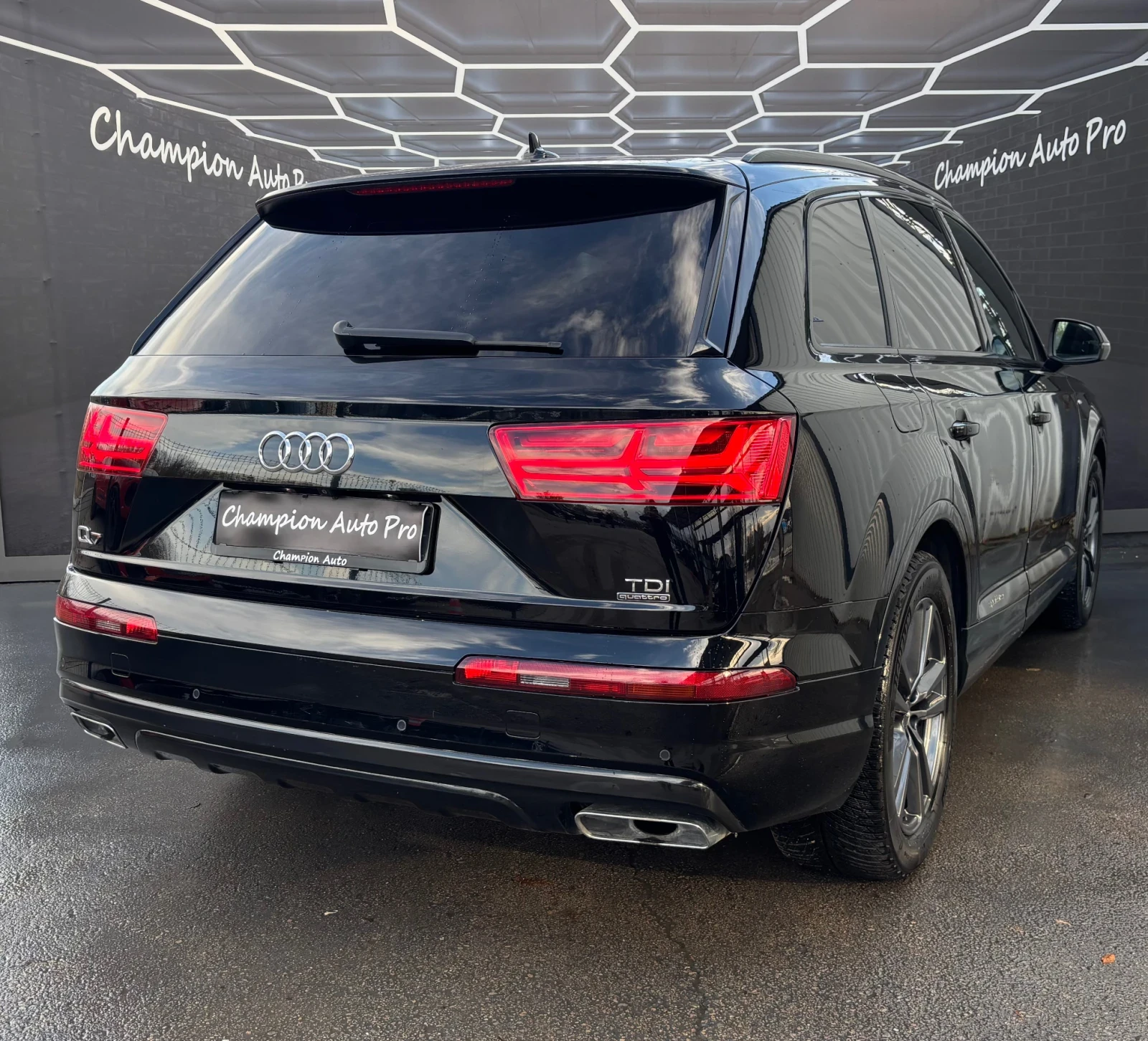 Audi Q7 3.0 TDI S-Line  - изображение 6