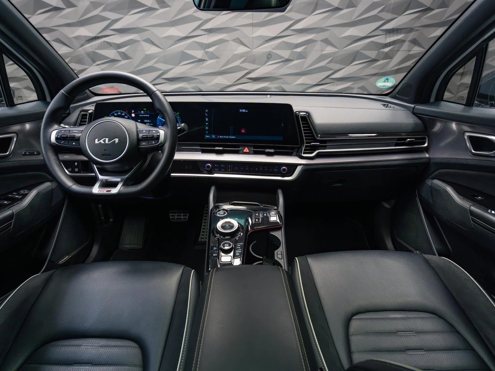 Kia Sportage 1.6 T-GDi* GT Line* 360 Cam* Pano* Обдухв*  - изображение 5