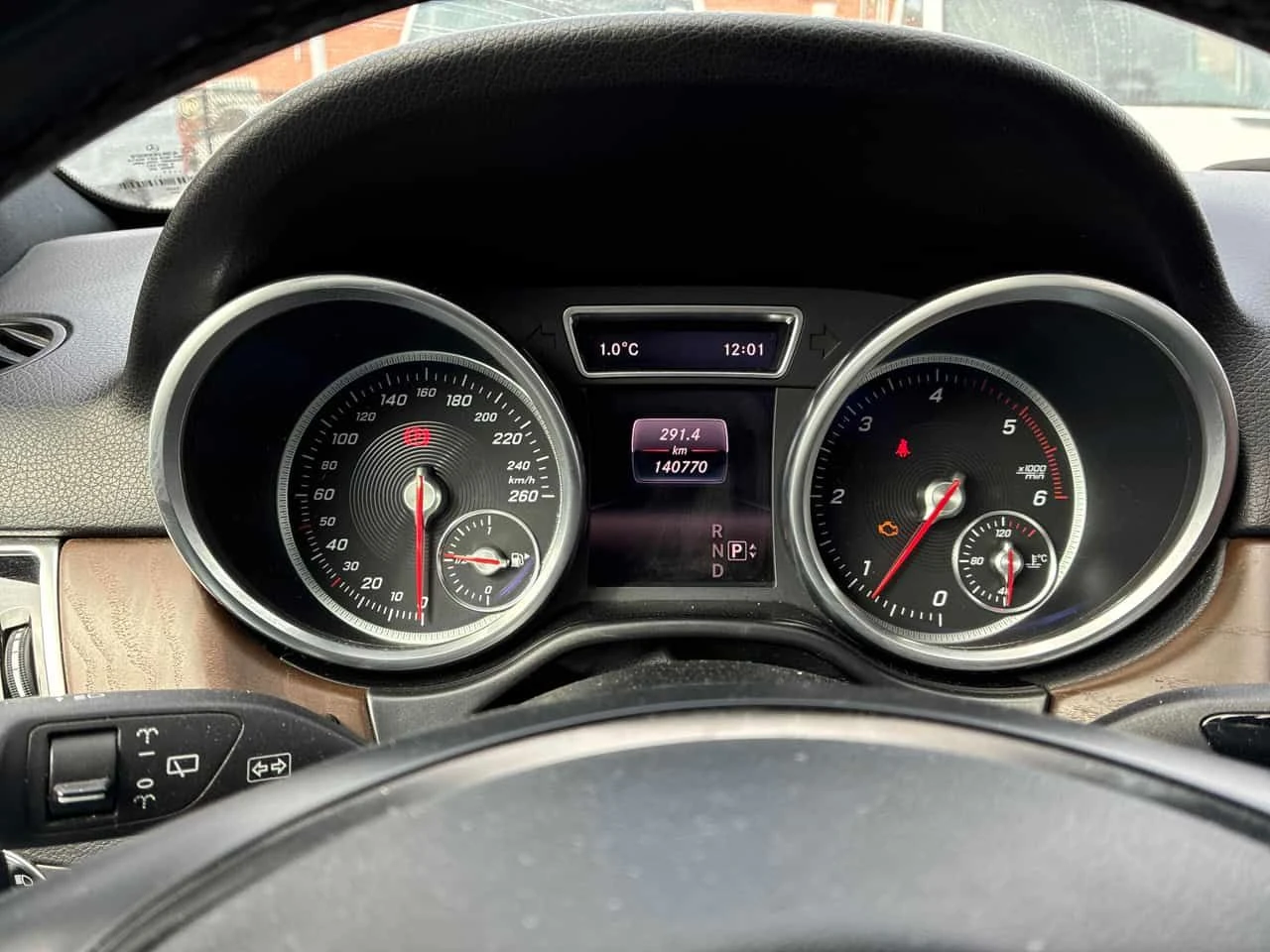 Mercedes-Benz GLE 350 * 4MATIC* ОБДУХВАНЕ* 360КАМЕРИ* ПАНО* + ГУМИ, снимка 8 - Автомобили и джипове - 53738854