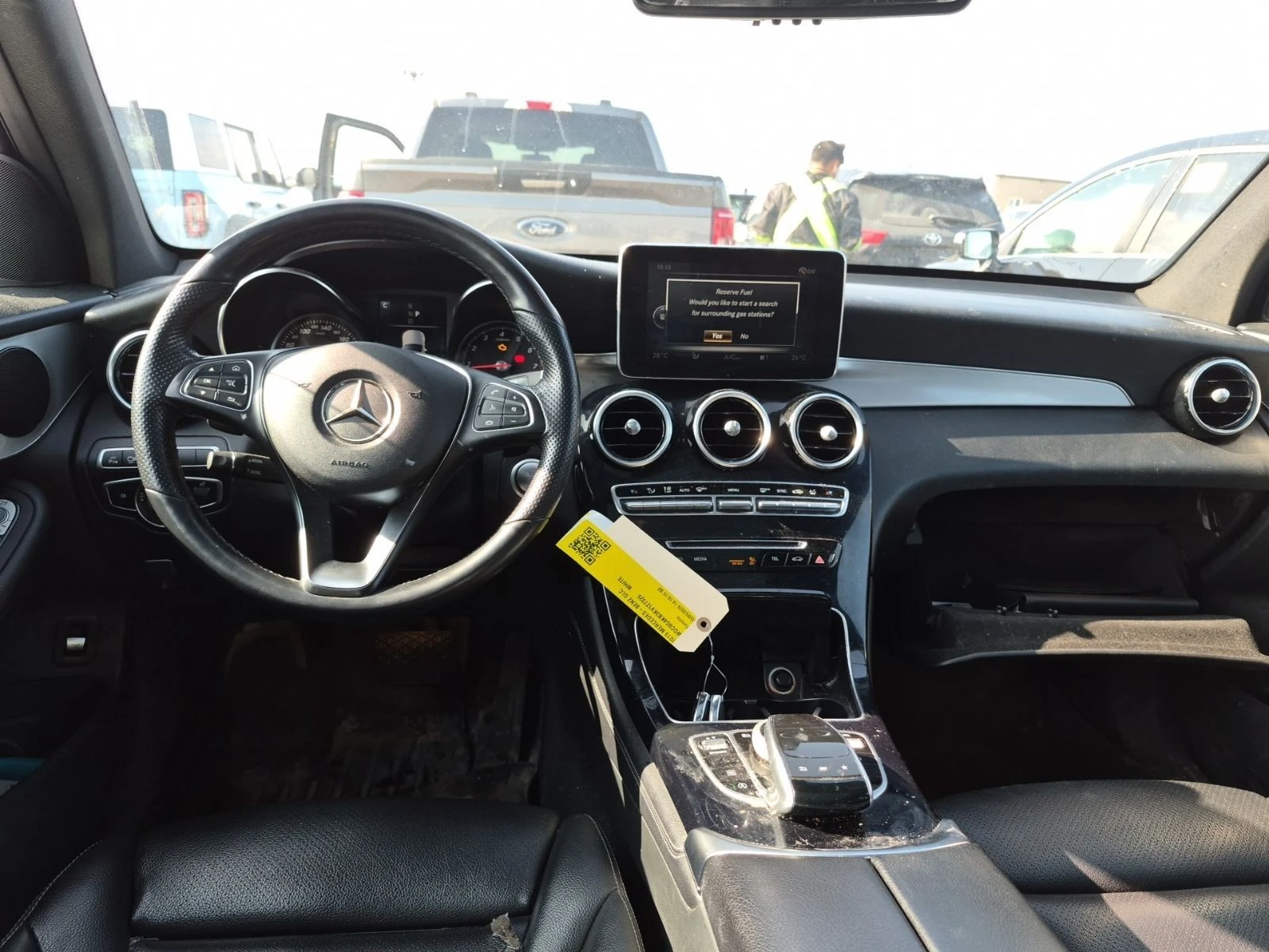 Mercedes-Benz GLC 300  С РЕГИСТРАЦИЯ & АВТО КРЕДИТ , снимка 10 - Автомобили и джипове - 54065872