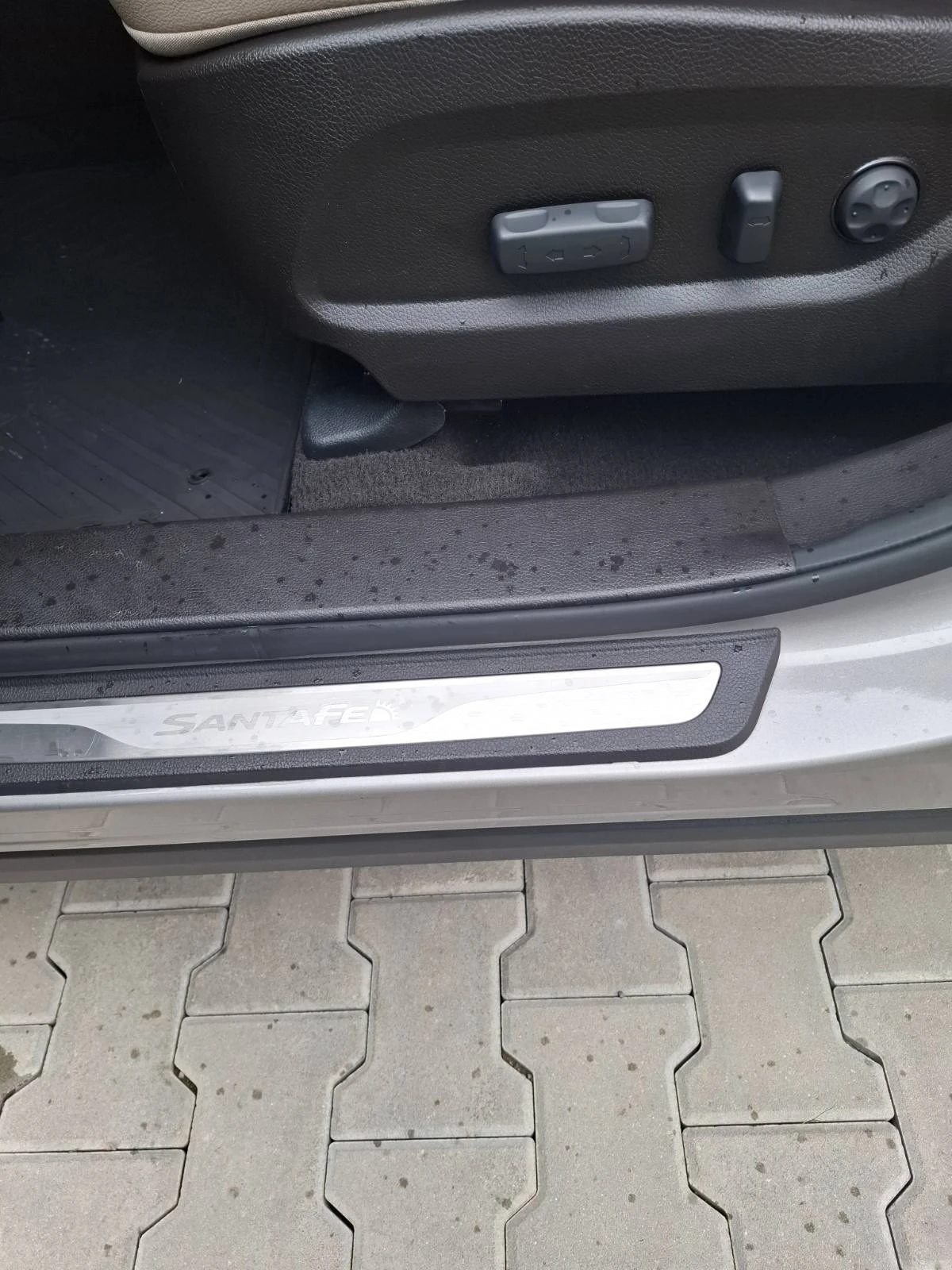 Hyundai Santa fe 7 МЕСТЕН; 4х4; FACE-LIFT; 2.2 CRDI, ЗАКУПЕН ОТ БЪЛ, снимка 14 - Автомобили и джипове - 54230932