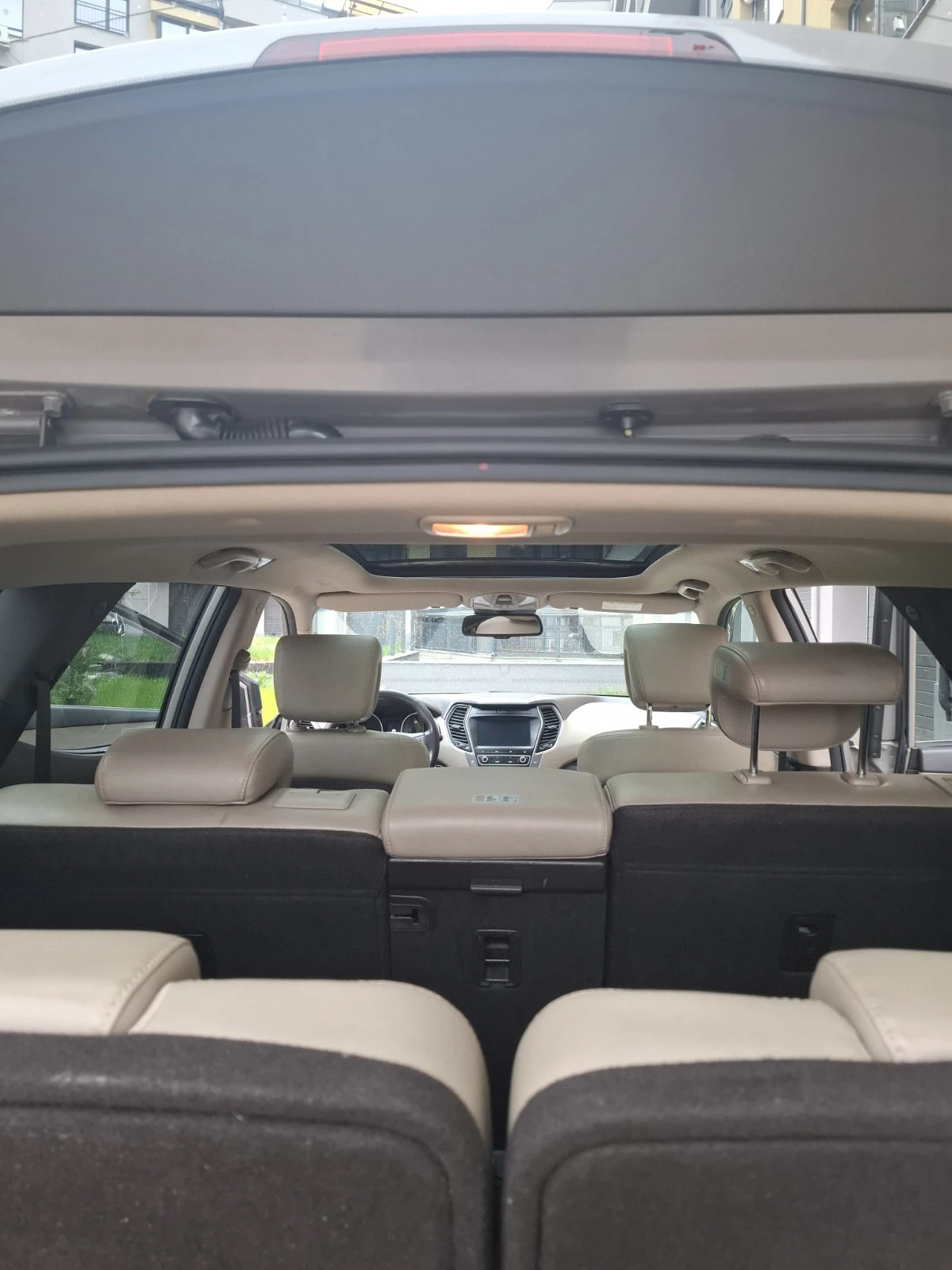 Hyundai Santa fe 7 МЕСТЕН; 4х4; FACE-LIFT; 2.2 CRDI, ЗАКУПЕН ОТ БЪЛ, снимка 9 - Автомобили и джипове - 54230932